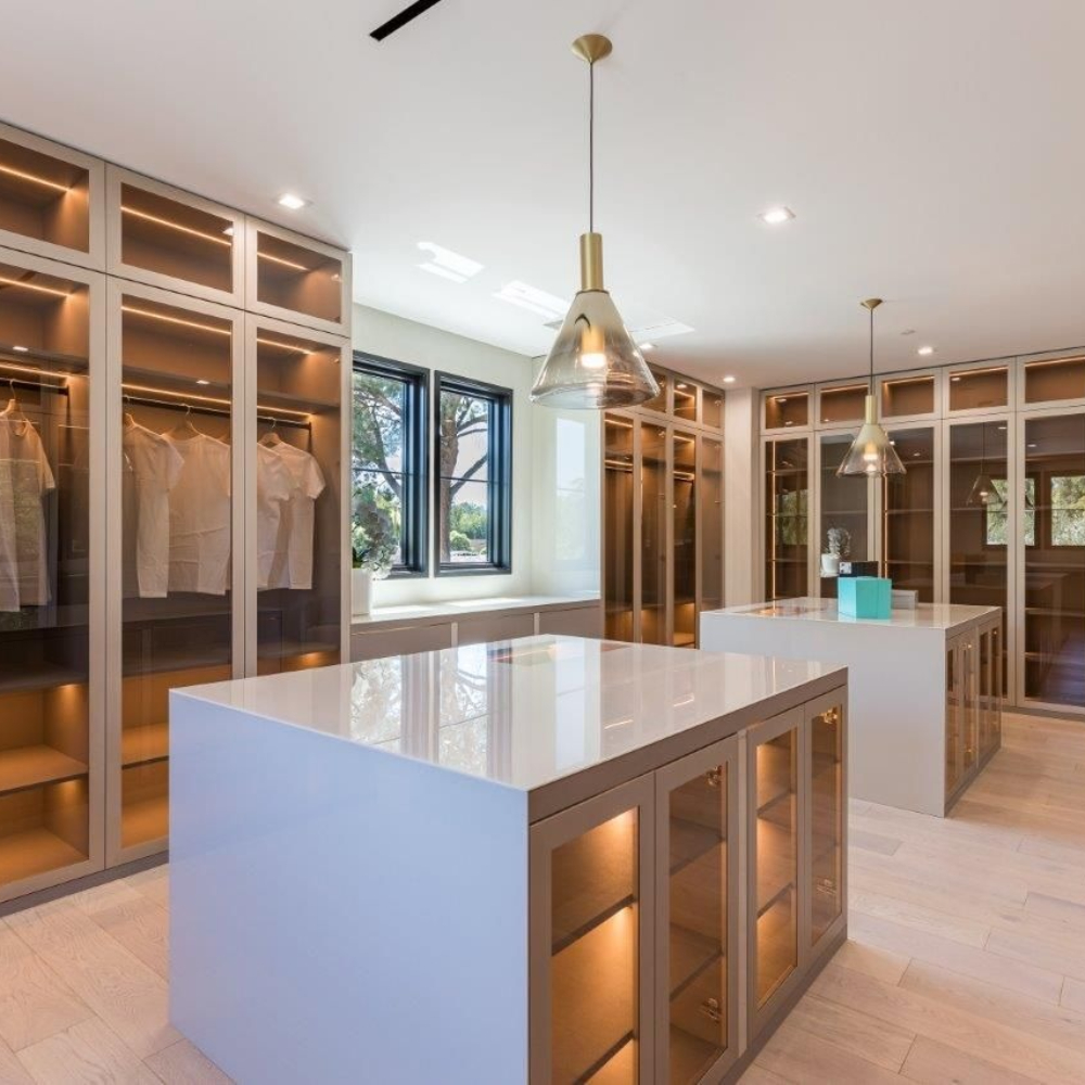 WhatsApp Image 2025-12-09 at 23.46.05 (2)